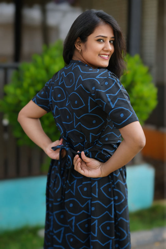 BluFinia (Zipless Maternity Shawl)