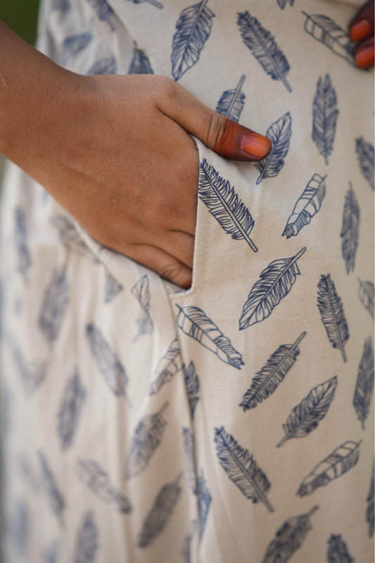 Feather Elegance (Casual Loungewear Shawl)