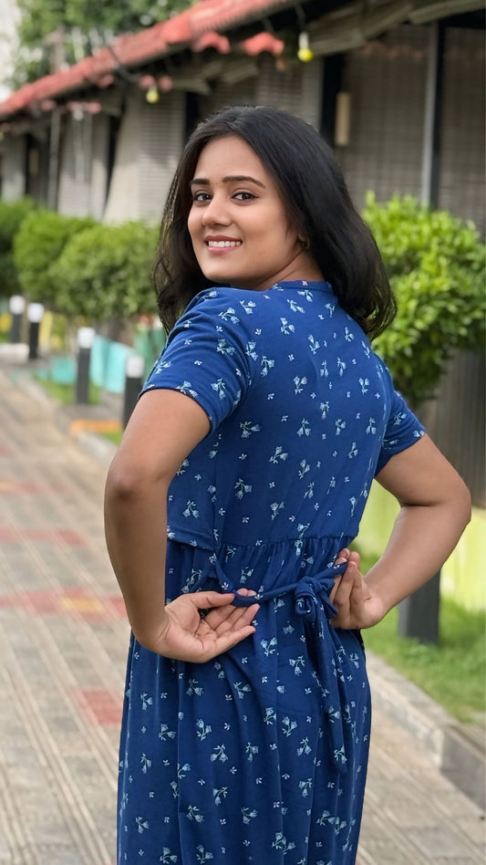 Blue Charm (Zipless Maternity Shawl)