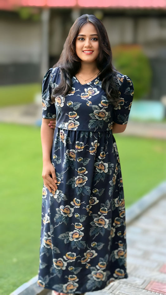Noir Bloom (Zipless Maternity)