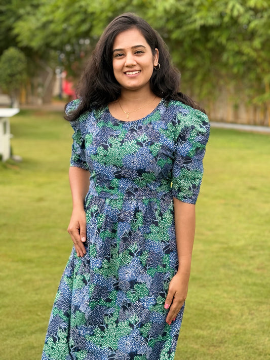 Zipless Maternity Puff with 3/4th Sleeve Maxi Dotted Navy Green