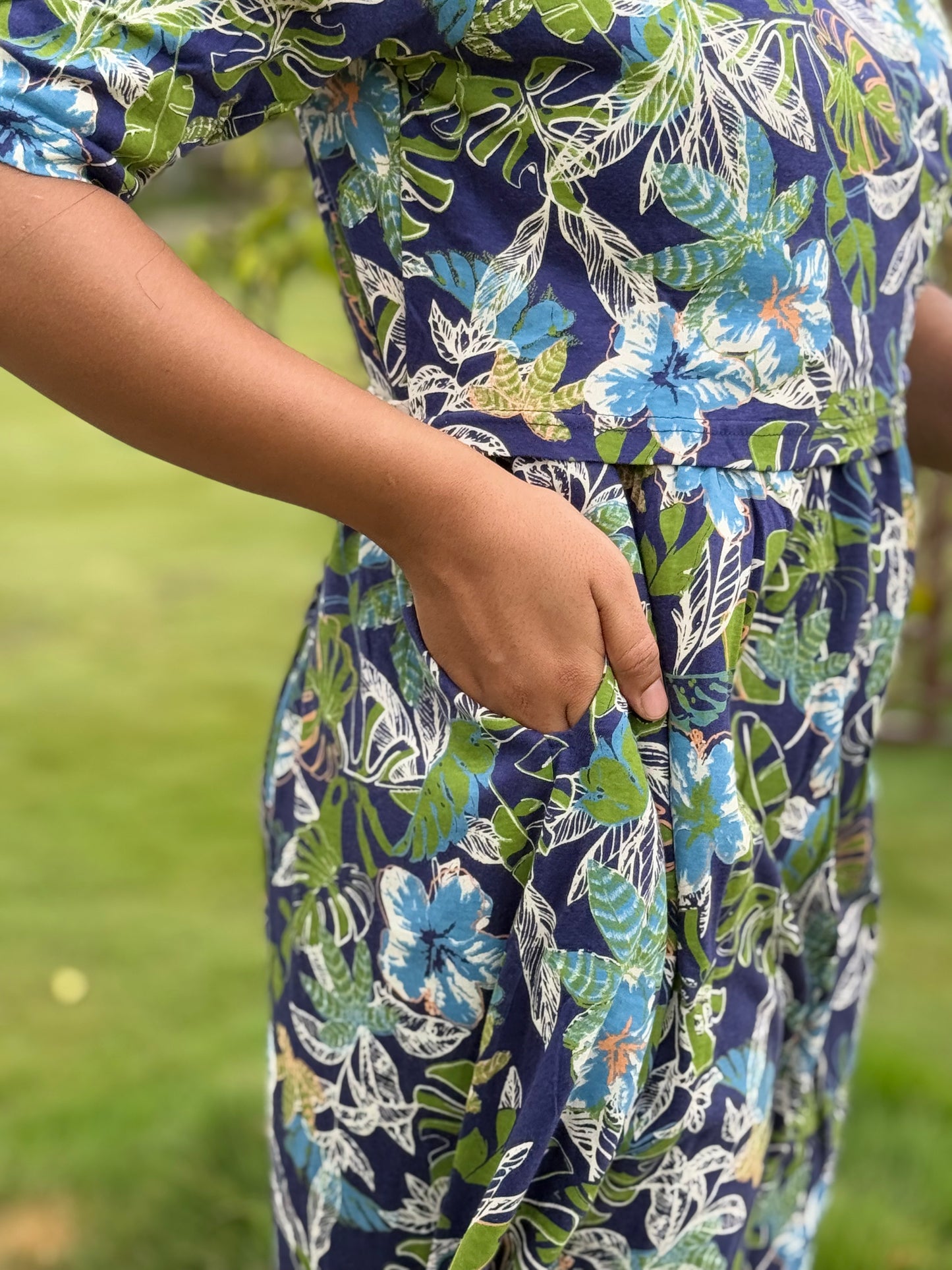 Zipless Maternity Puff with 3/4th Sleeve Floral Greenish Navy