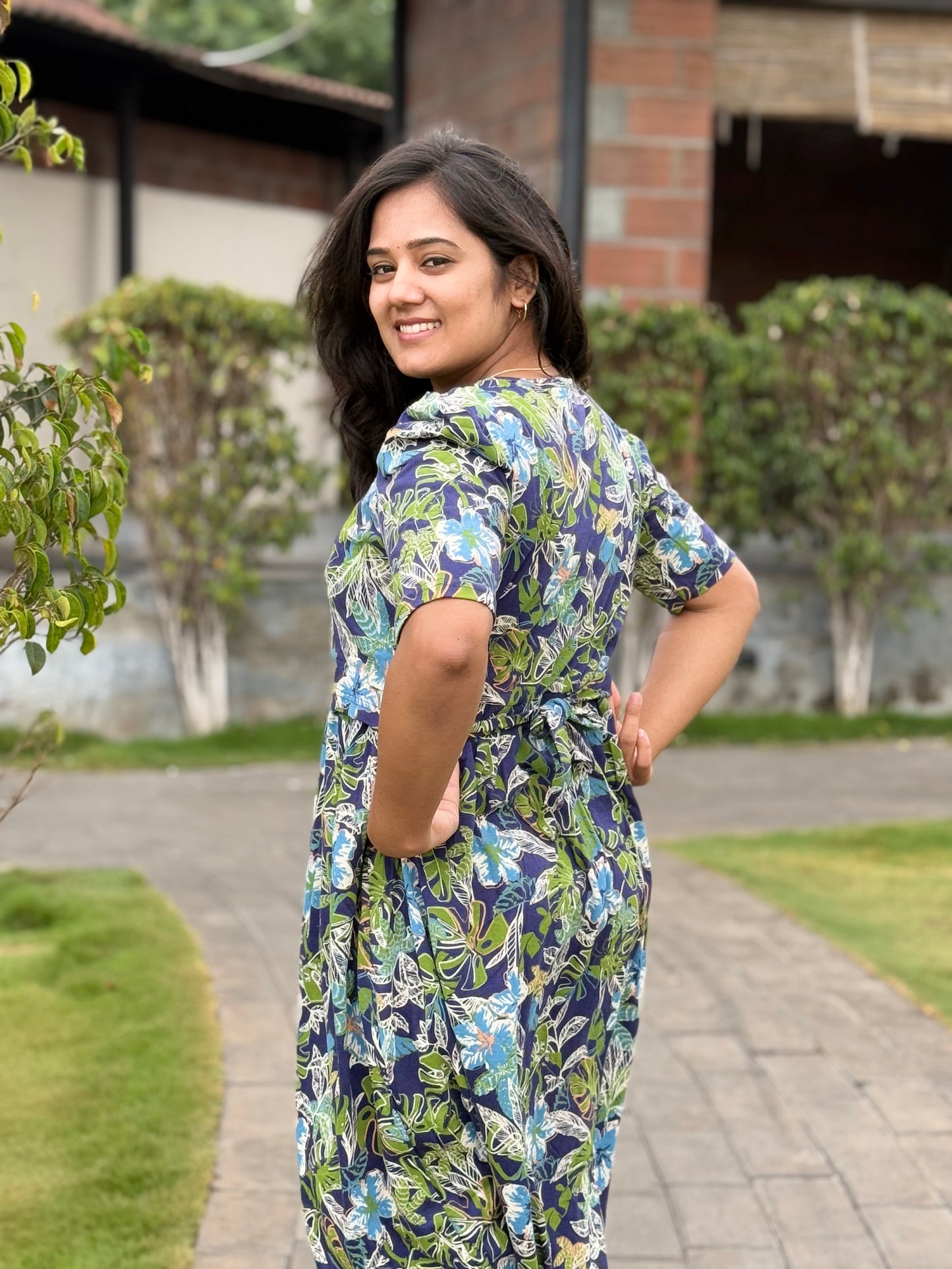 Zipless Maternity Puff with 3/4th Sleeve Floral Greenish Navy