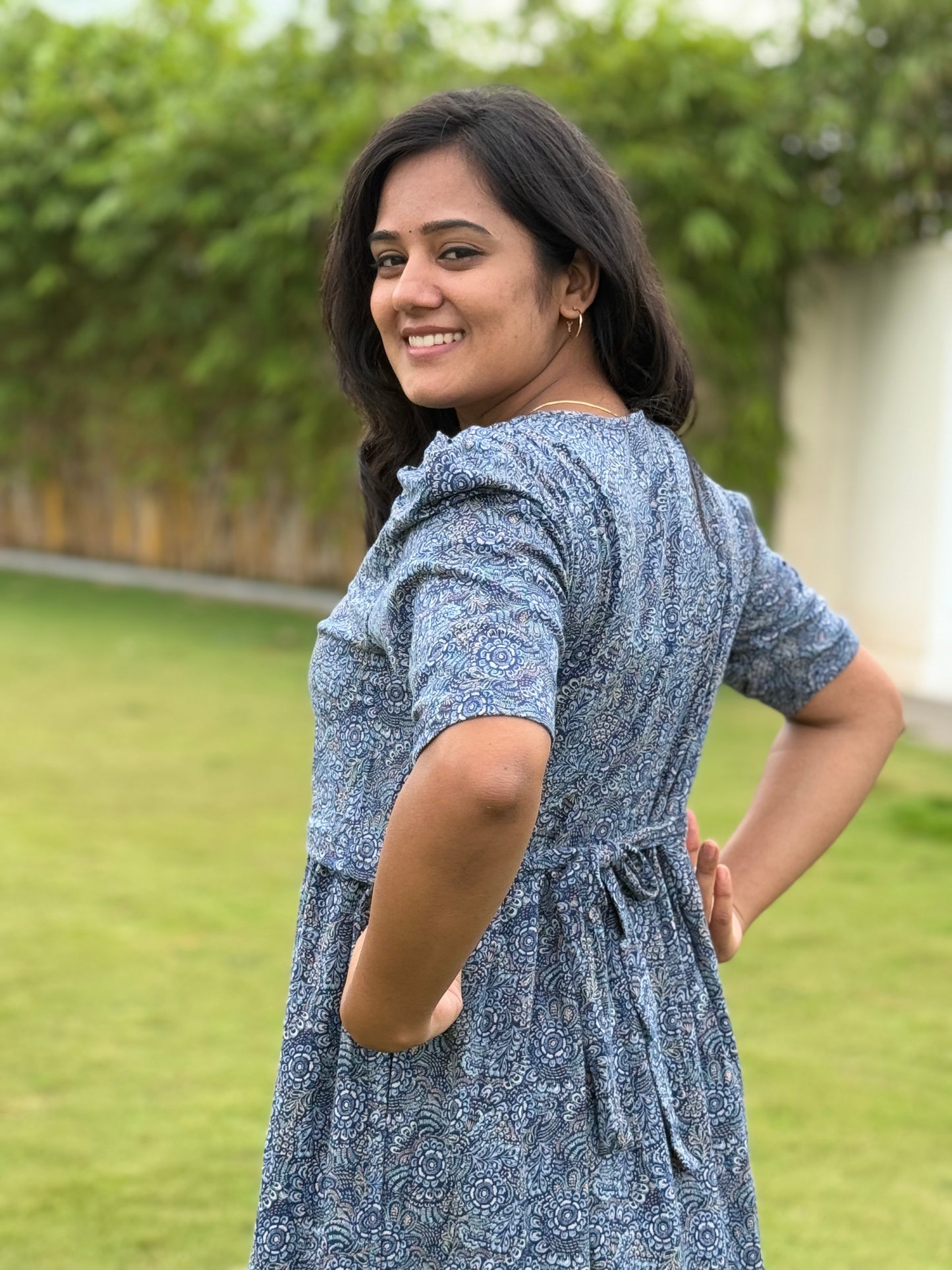 Zipless Maternity Puff with 3/4th Sleeve Maxi Navy Round Design