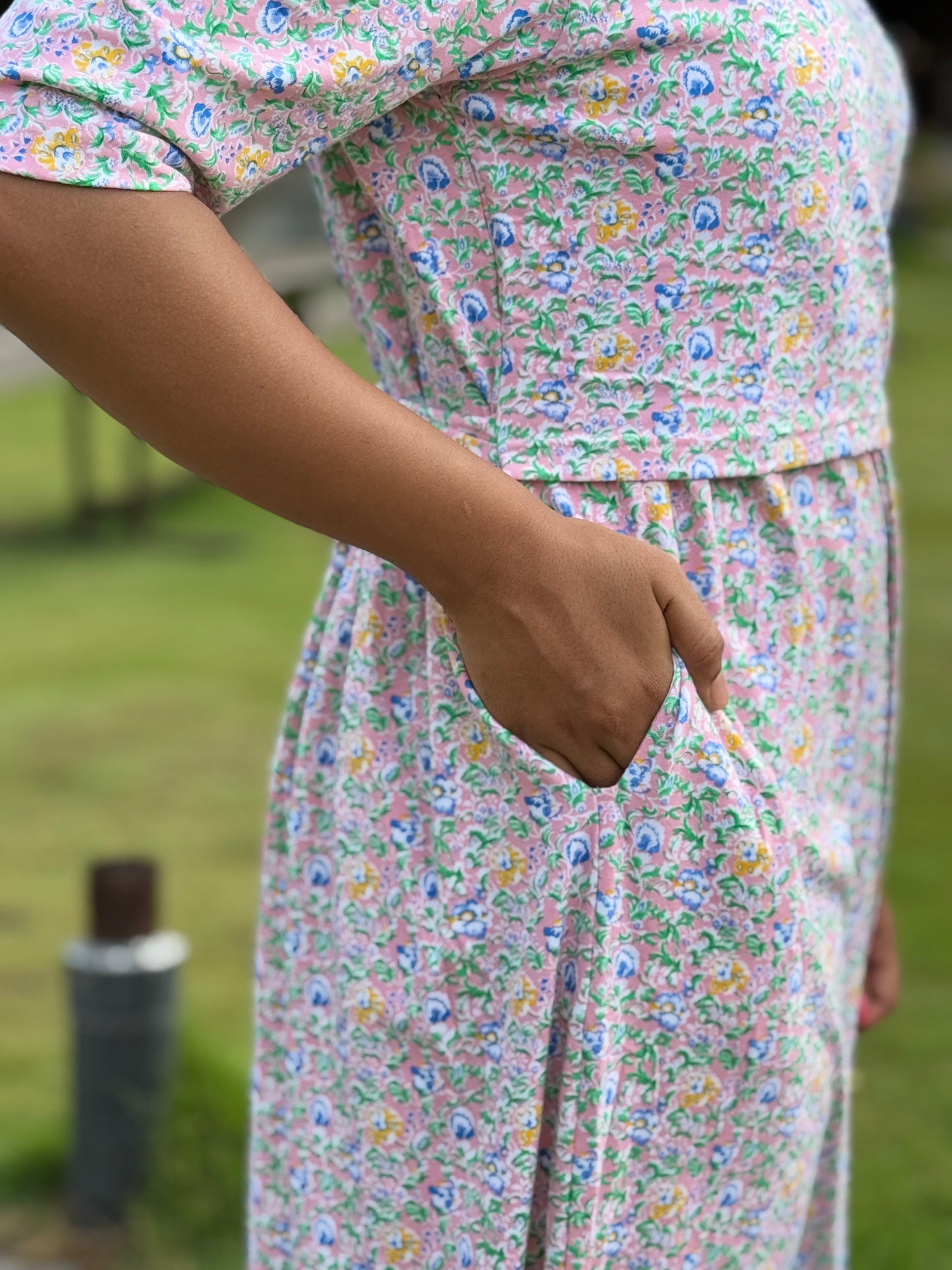 Zipless Maternity Puff with 3/4th Sleeve Maxi Colorful Mild White