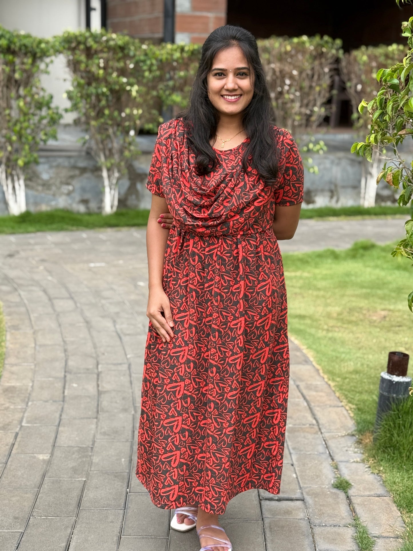 Dupatta Zipless Maternity with Meron Red Heart