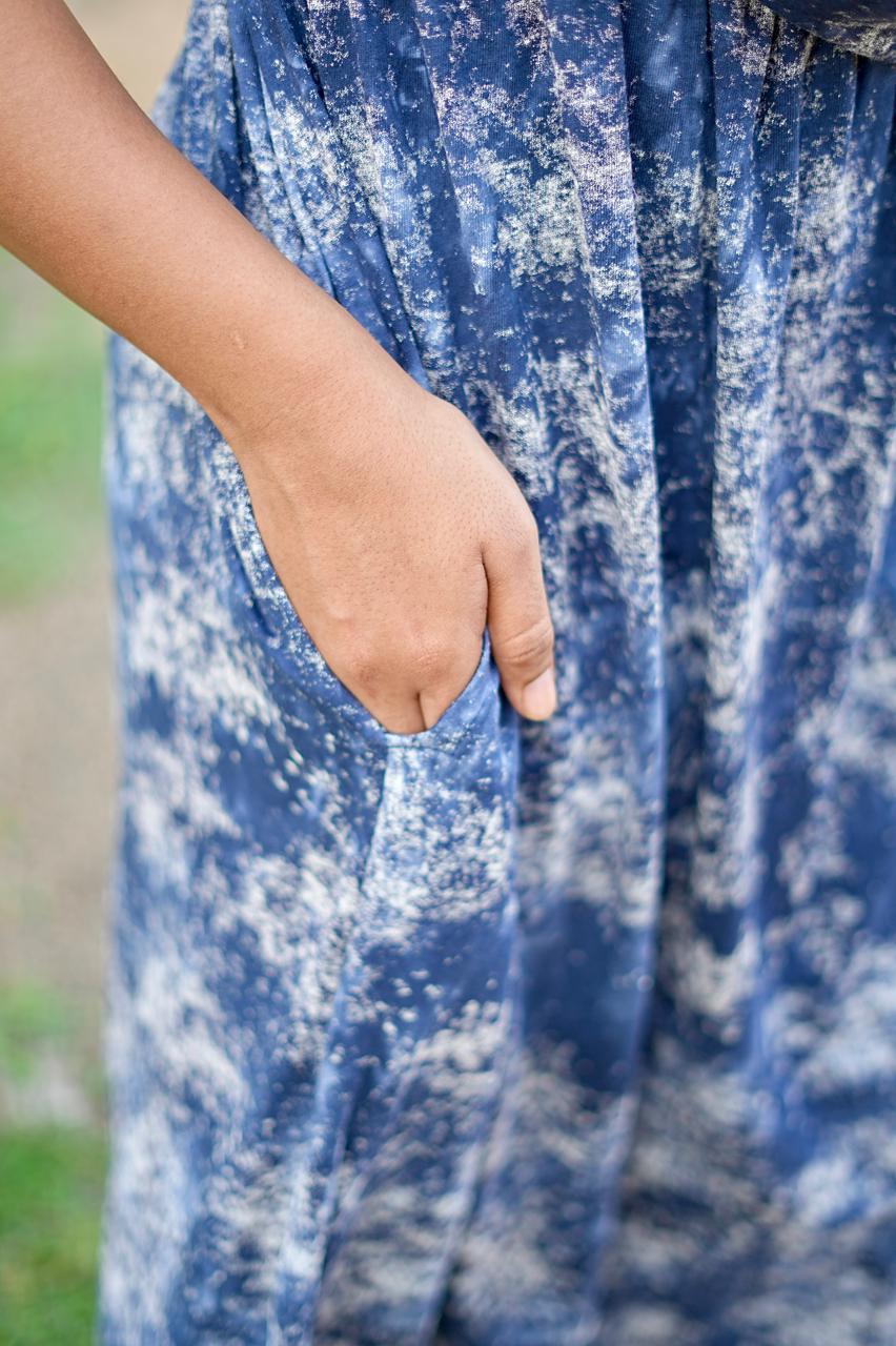 DUPATTA MAXI COTTON LOUNGE WEAR WITH NAVY GLOW