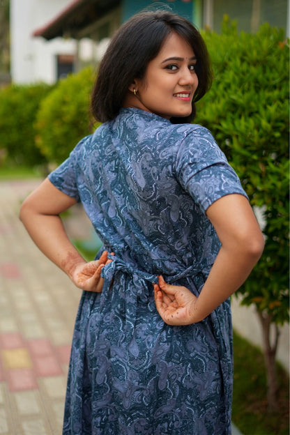 Charcoal (Zipless Maternity Shawl)