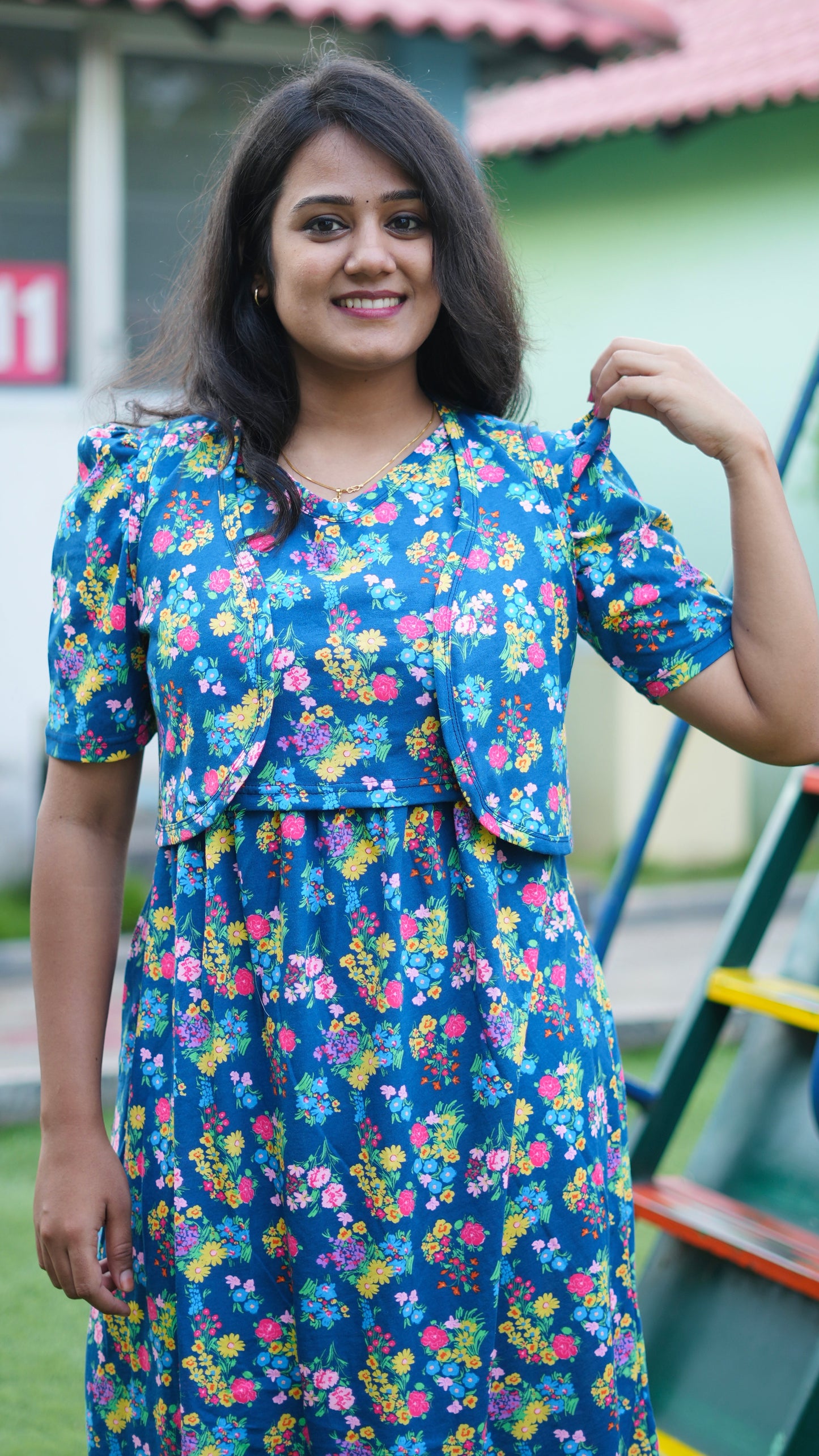 MATERNITY WITH COAT ( FLORAL DREAMS )