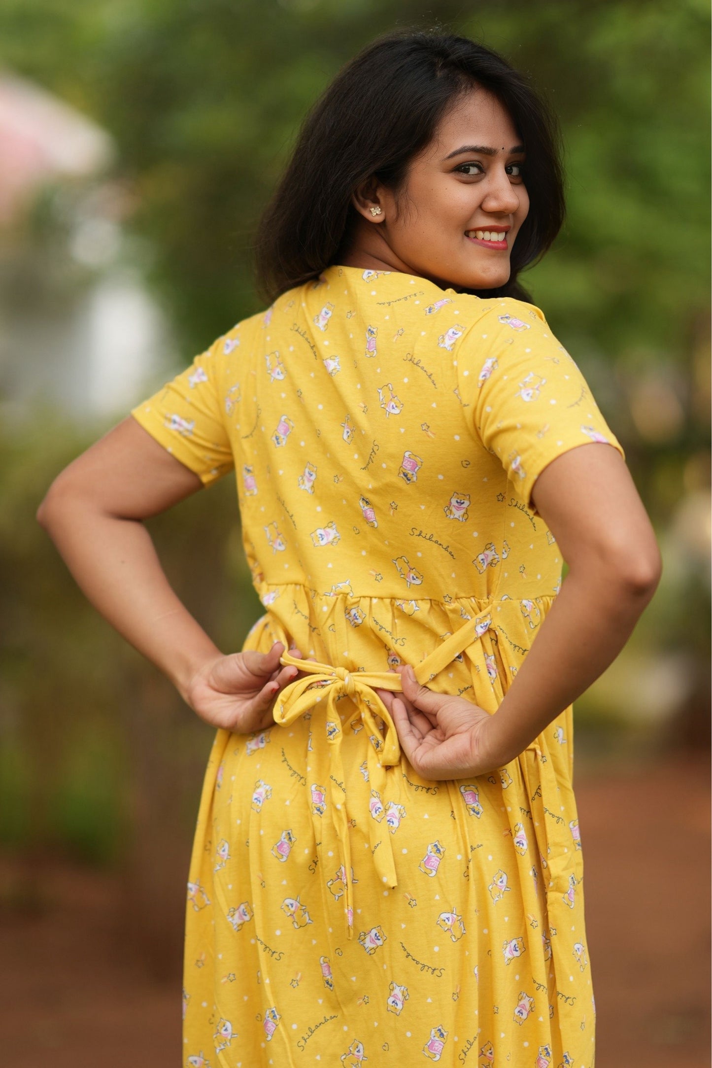 Yellow Pinch (Casual Loungewear Shawl)