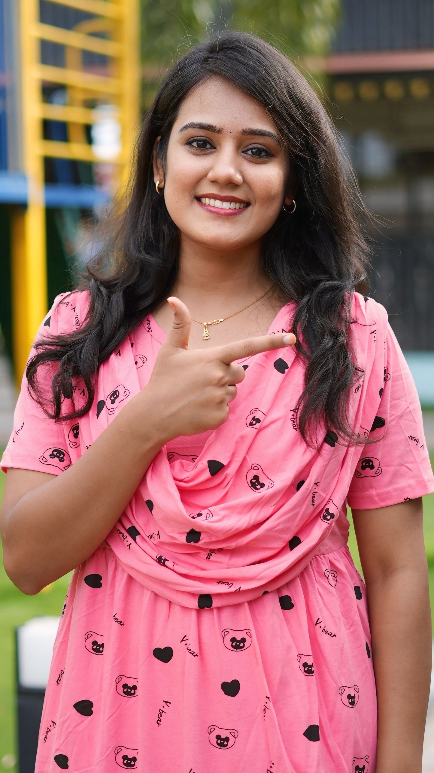 NON MATERNITY WITH RED HEART