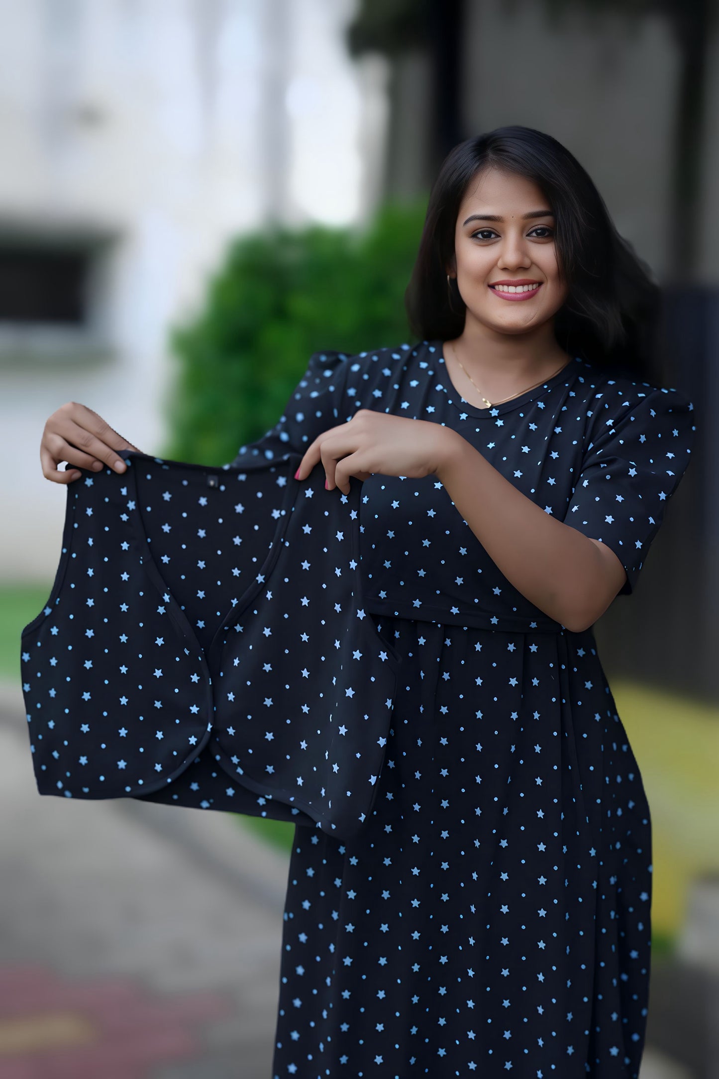 MATERNITY REMOVABLE COAT (Premium Black with Bluora Star)