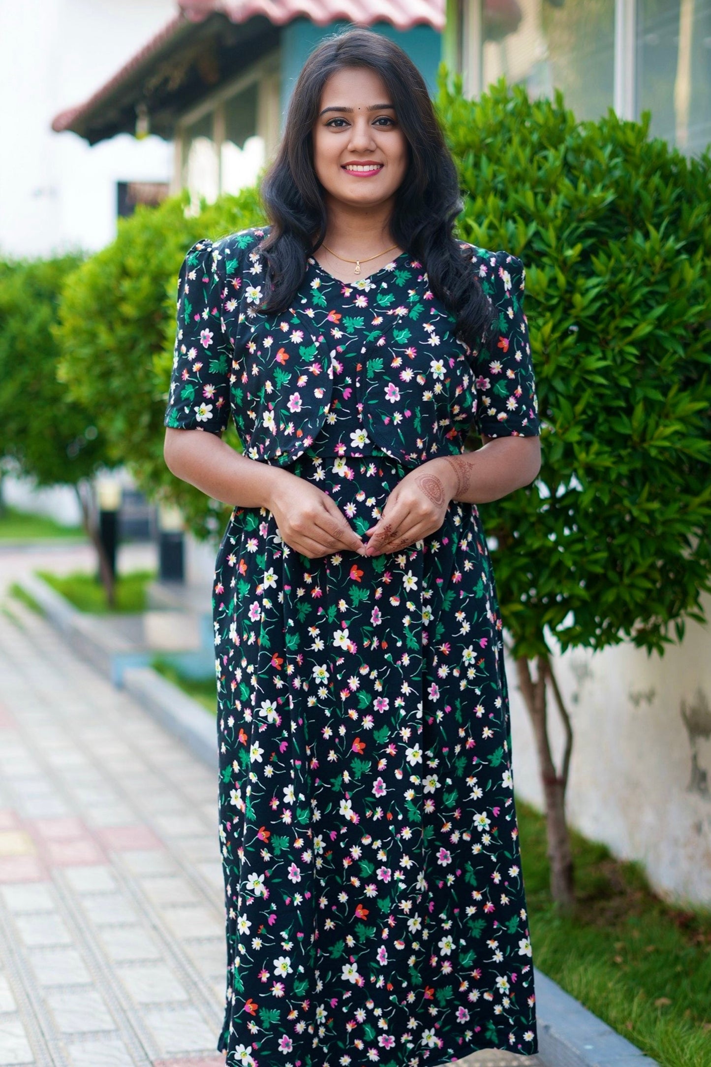 MATERNITY ATTACHED COAT (Petal Paradise)