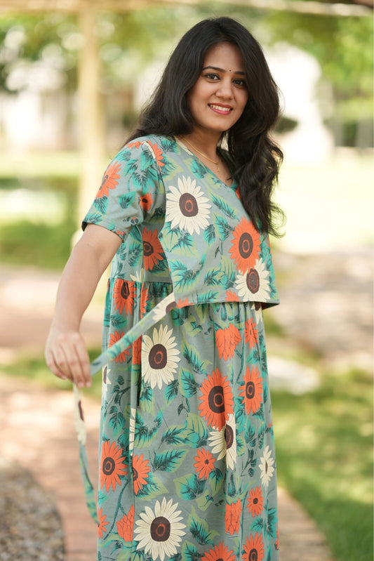 Sunny Petals (Feeding Cover)