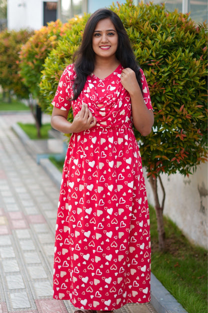 Crimson Heart (Zipless Maternity Shawl)