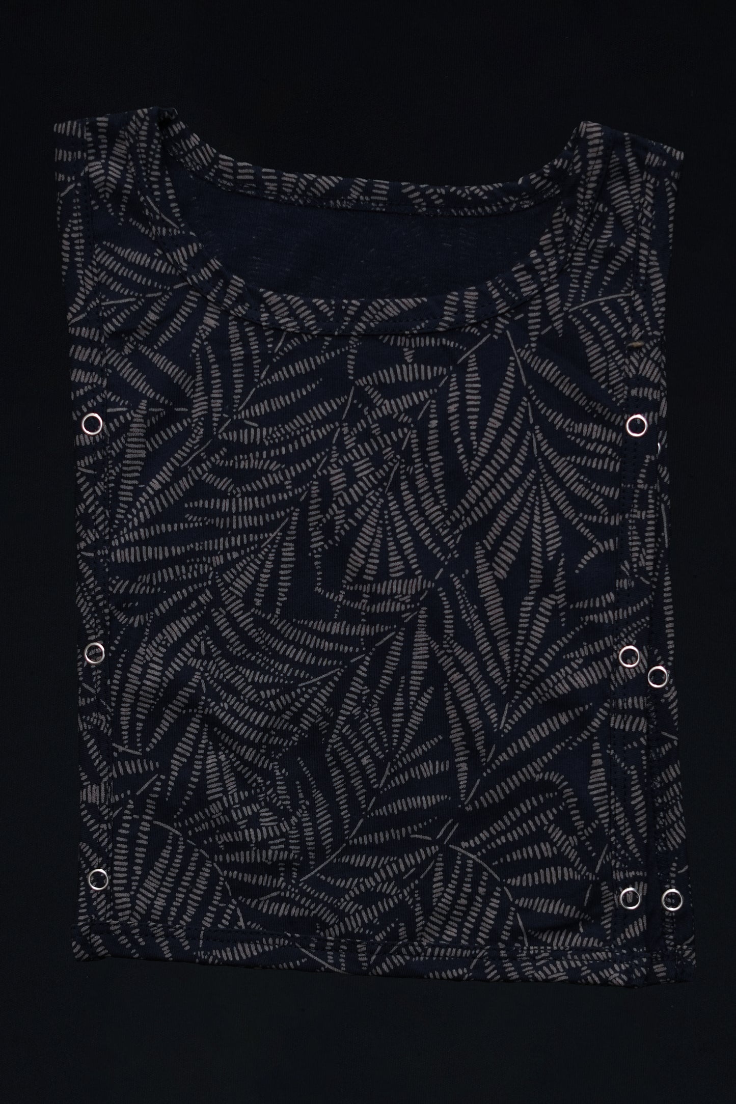 Side Button (0-3M)