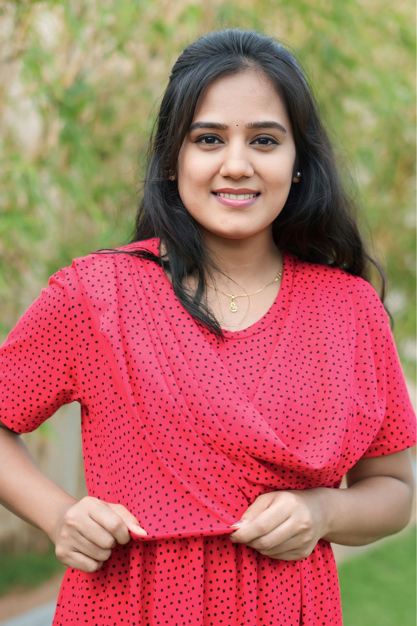 Reddish Dot (Zipless Maternity Shawl)