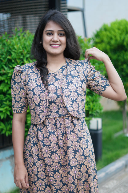 MATERNITY REMOVABLE COAT ( FLORAL AURA )