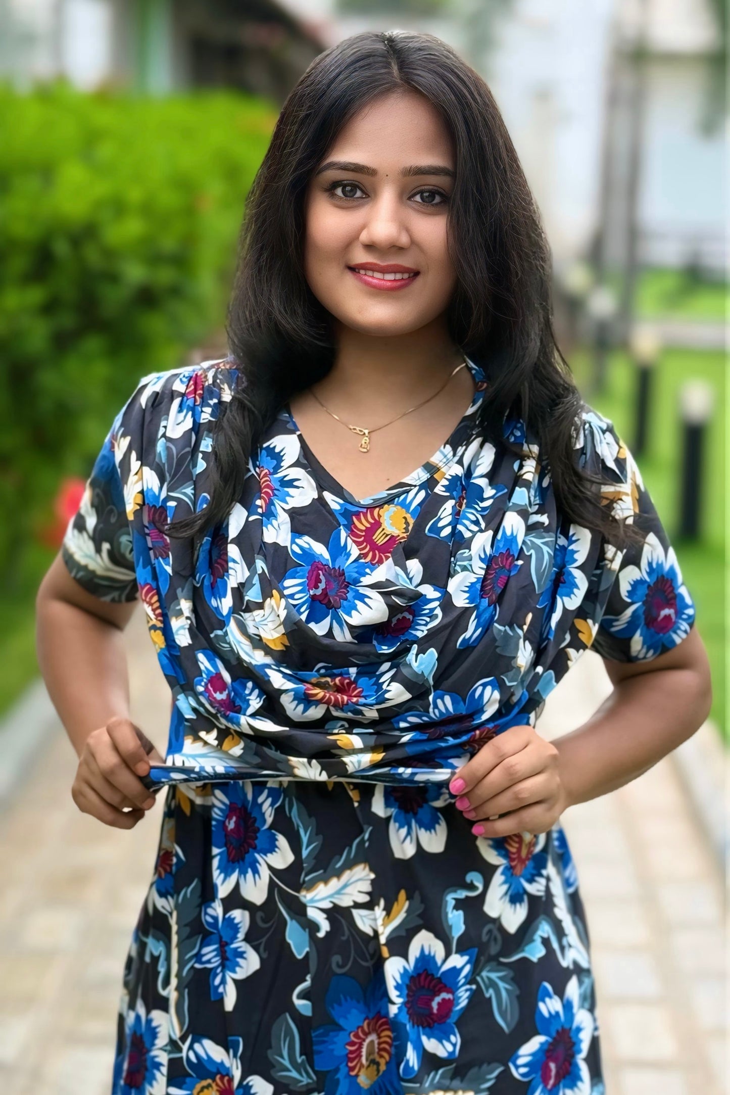 Navora (Zipless Maternity Shawl)