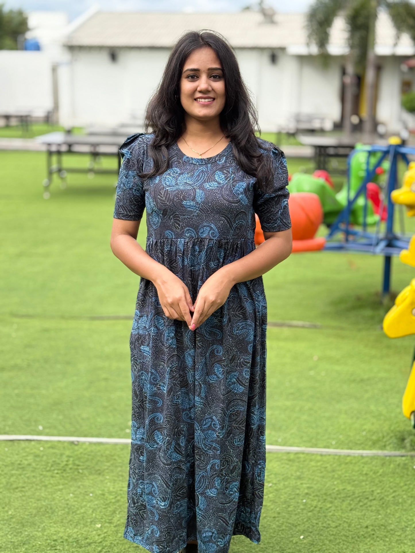 PUFF TYPE MAXI COTTON LOUNGE WEAR WITH SHINNING DESIGN BLACK