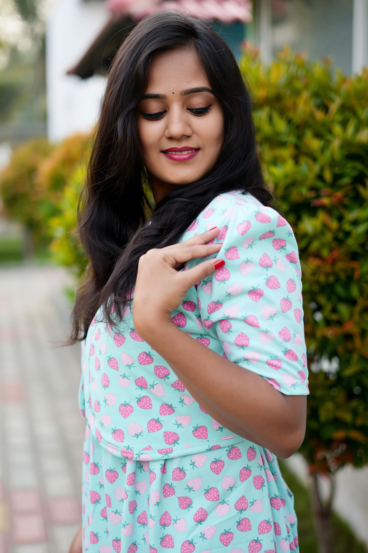 MATERNITY ATTACHED COAT (Berry)