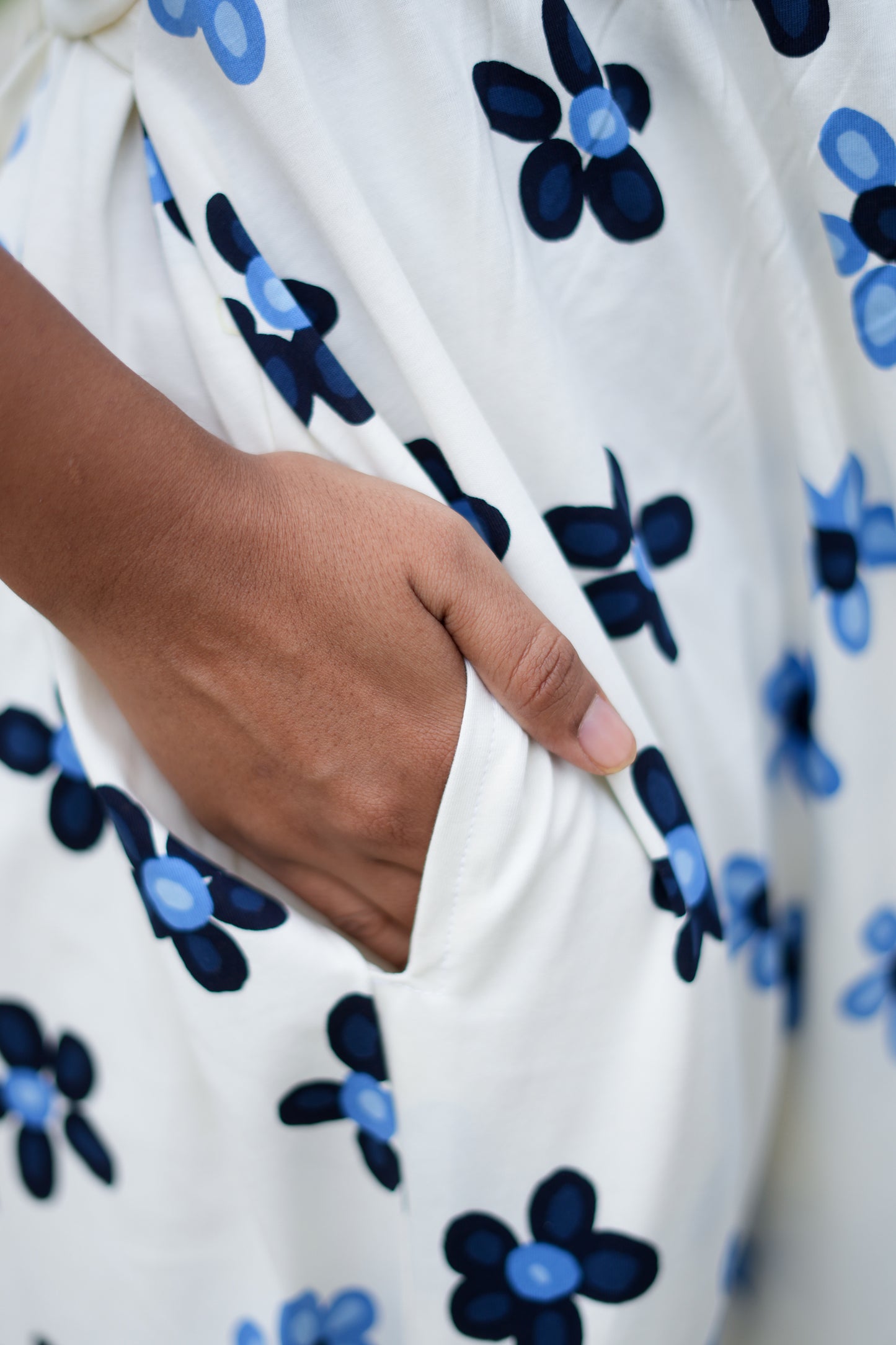 Flora (Casual Loungewear Shawl)