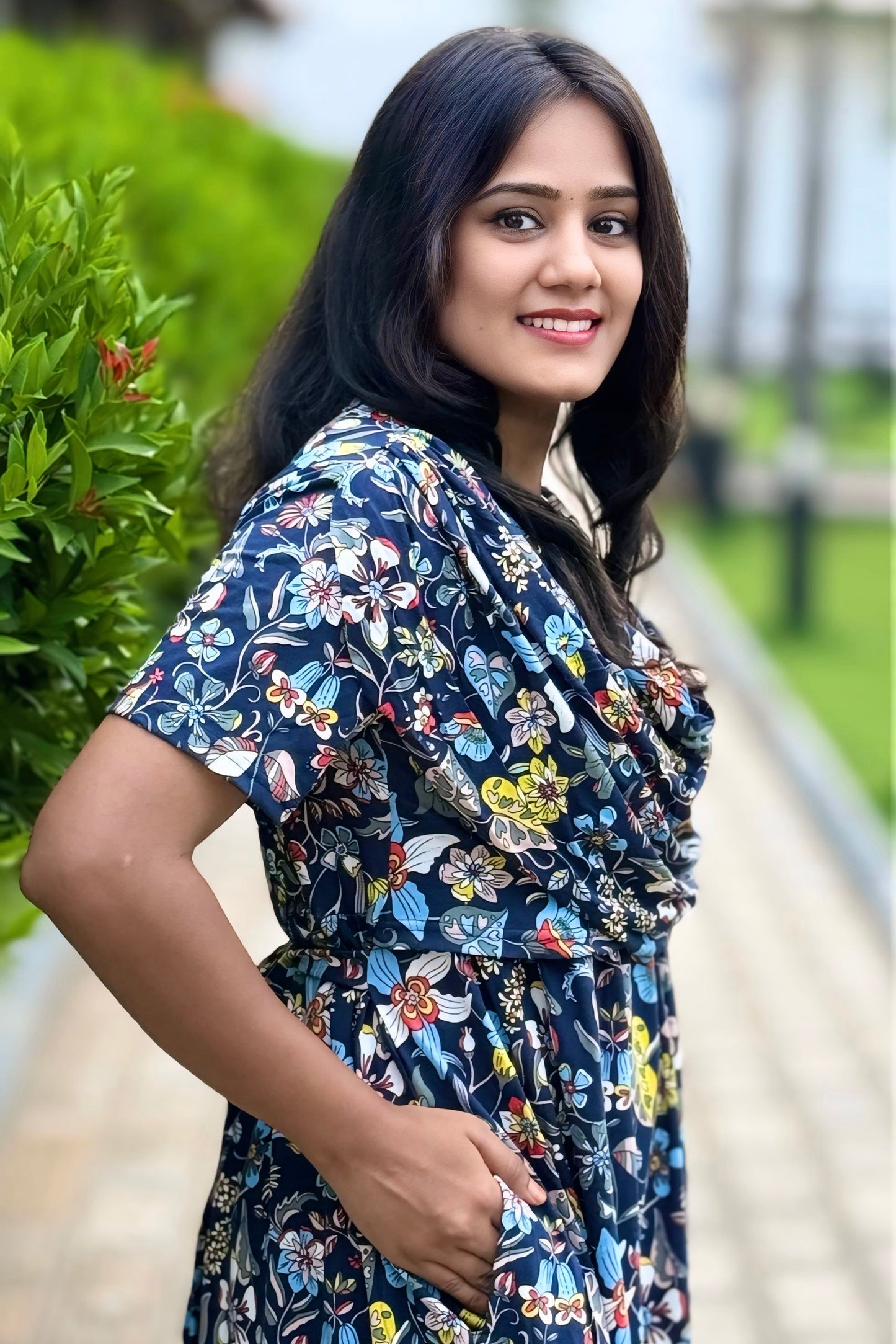 Vivoura (Zipless Maternity Shawl)