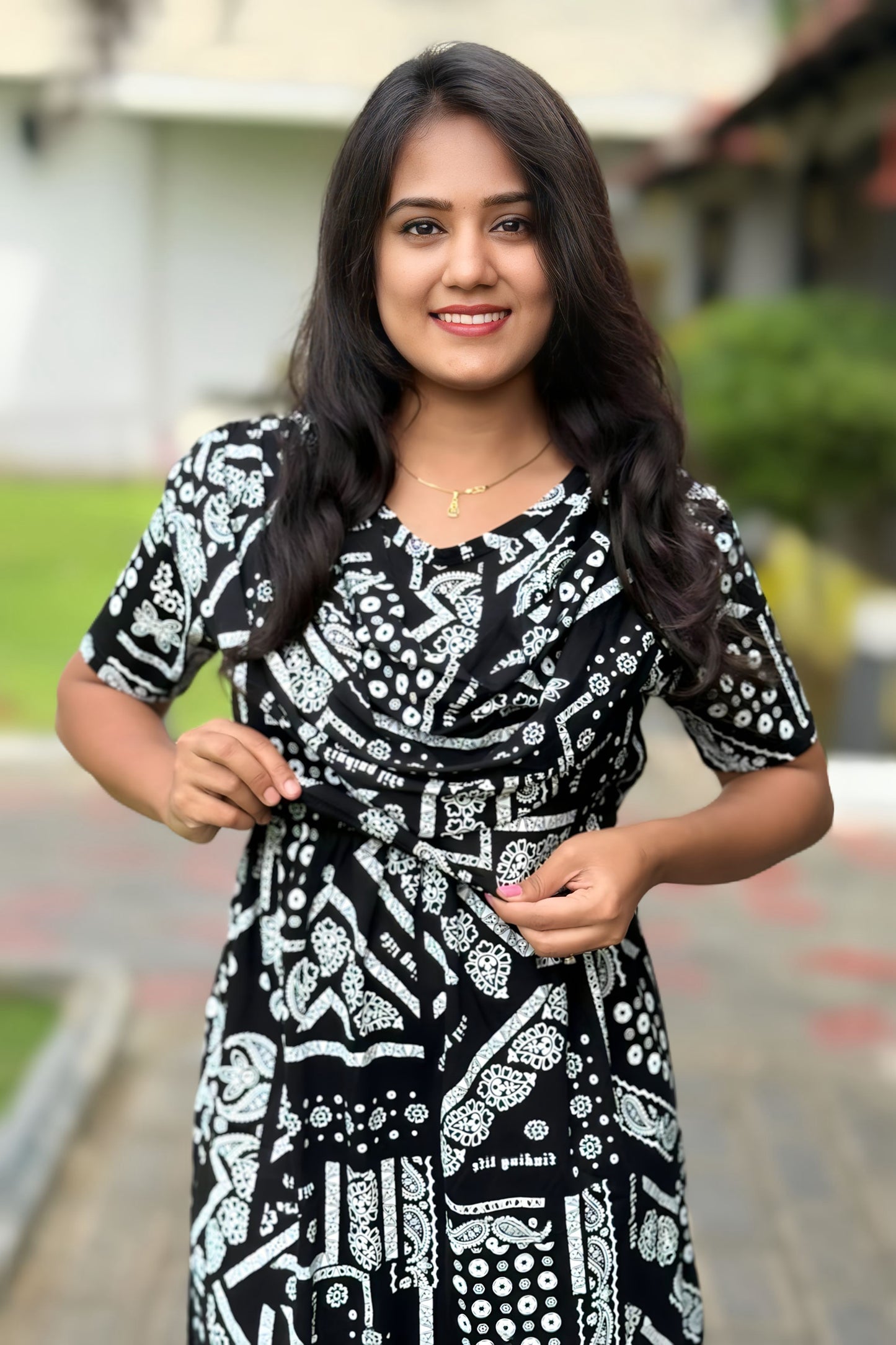 Comfyra (Zipless Maternity Shawl)