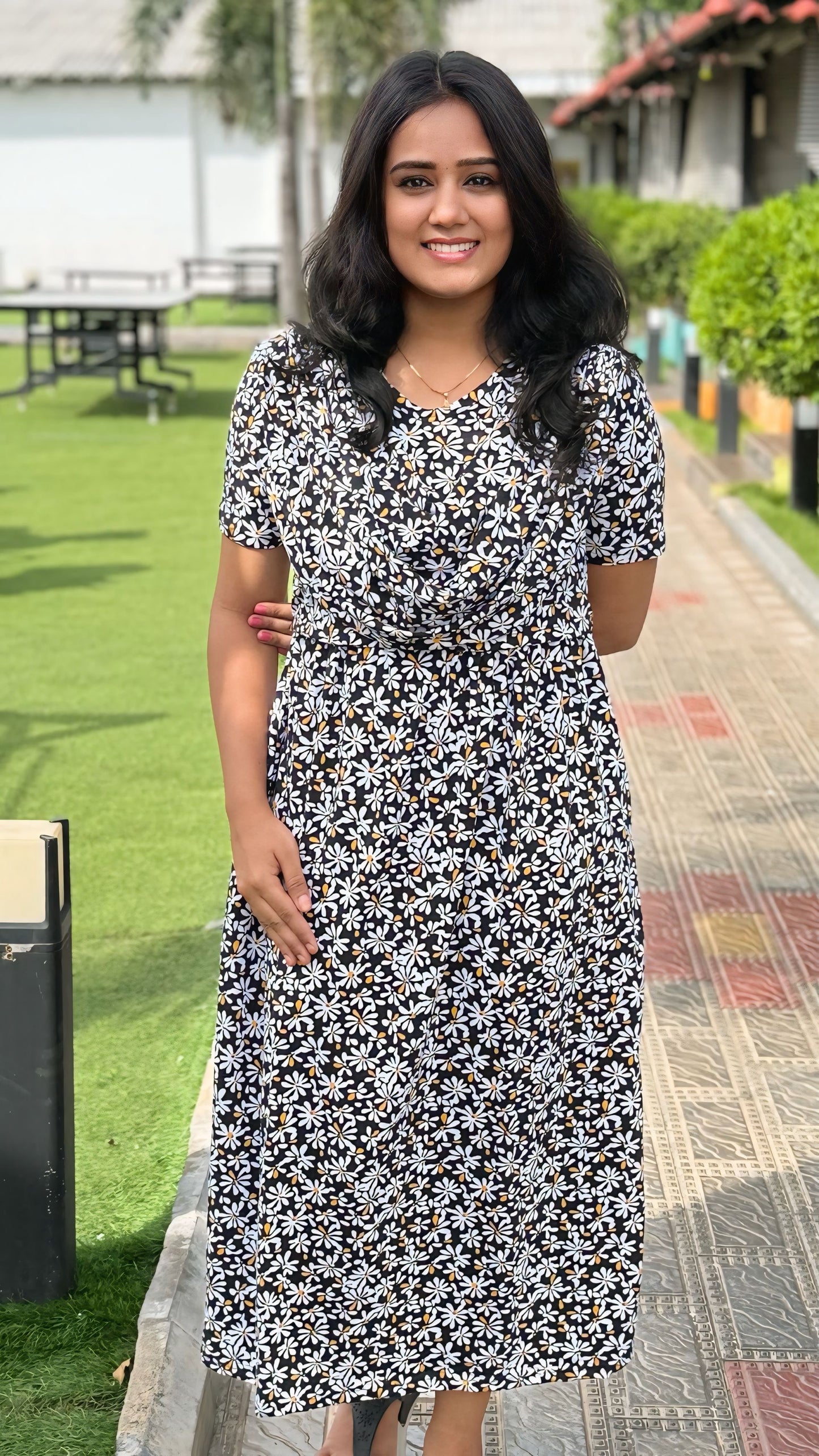 Blue Beauty Blooms (Zipless Maternity Shawl)