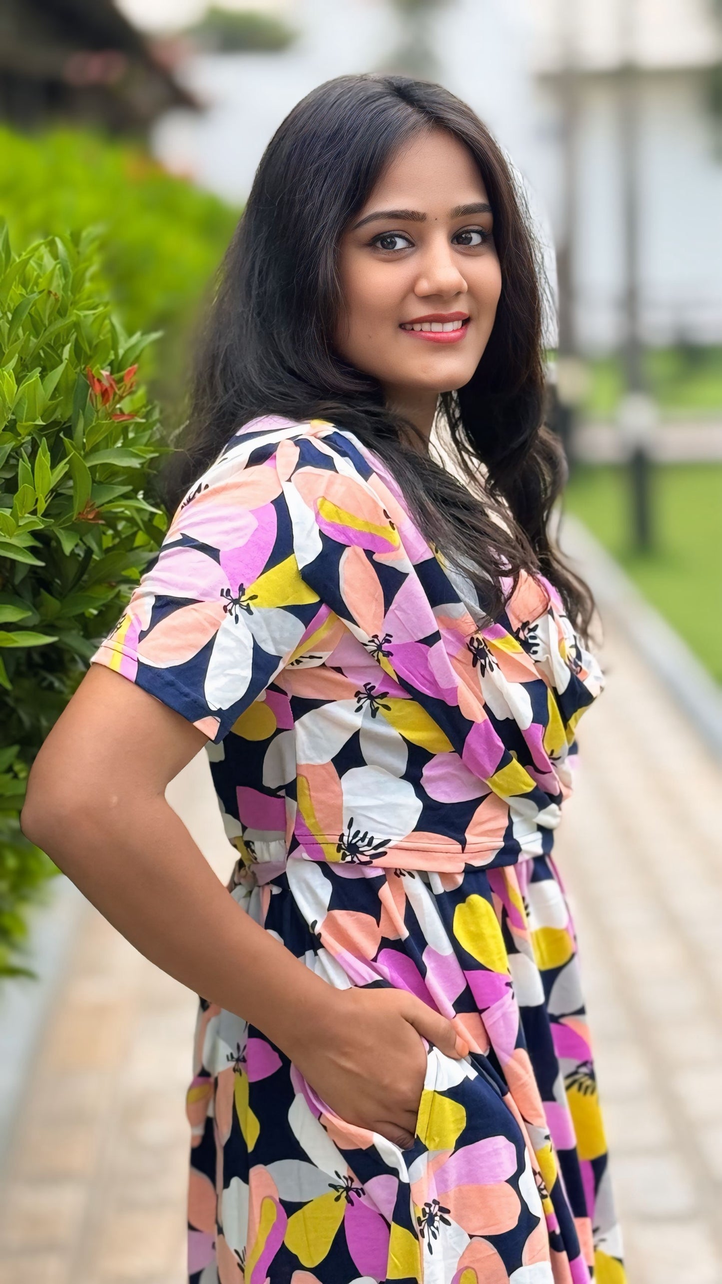 Bloomora (Zipless Maternity Shawl)