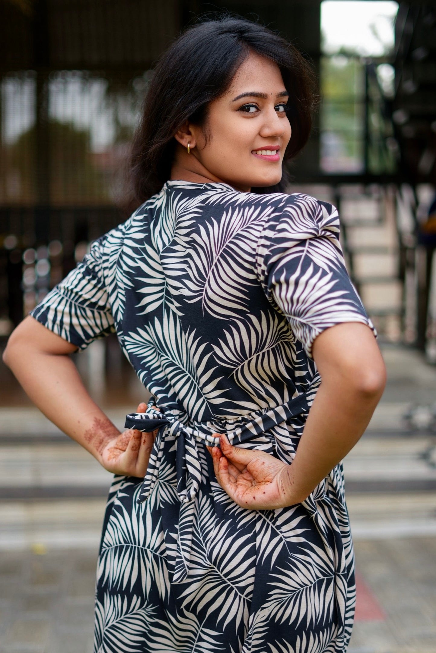 Palm (Feeding Cover)