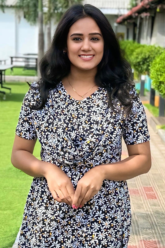 Blue Beauty Blooms (Zipless Maternity Shawl)