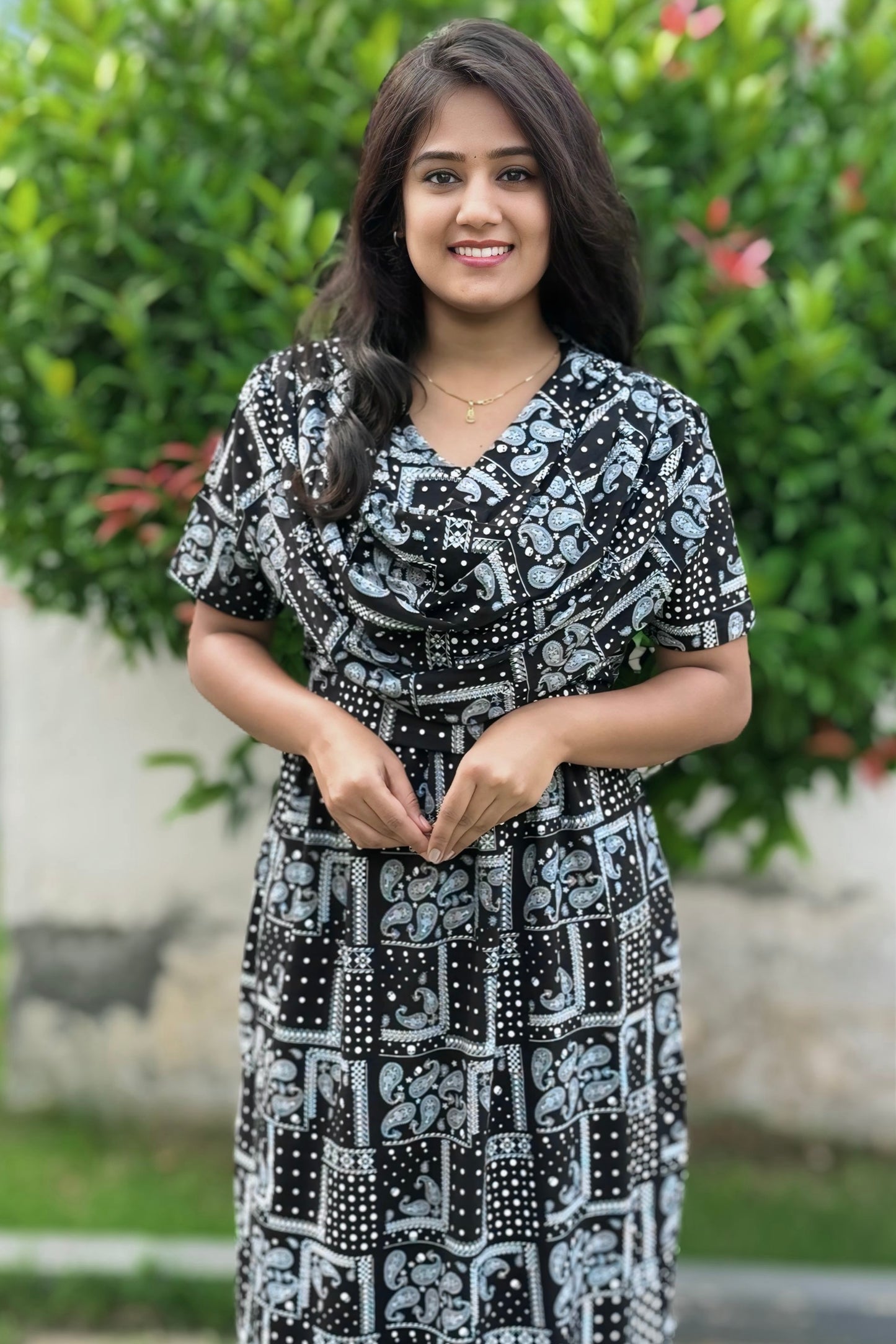 BlackLine (Zipless Maternity Shawl)