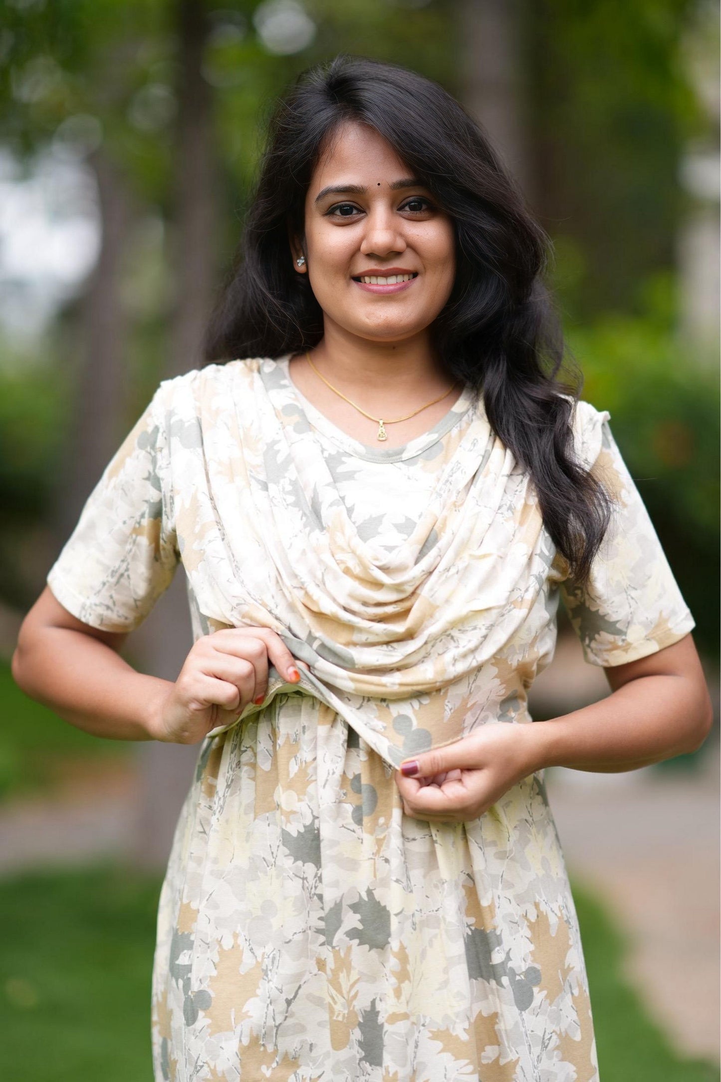 Soft Petal  (Zipless Maternity Shawl)