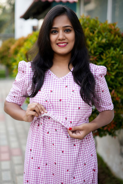 MATERNITY ATTACHED COAT (Gingham)