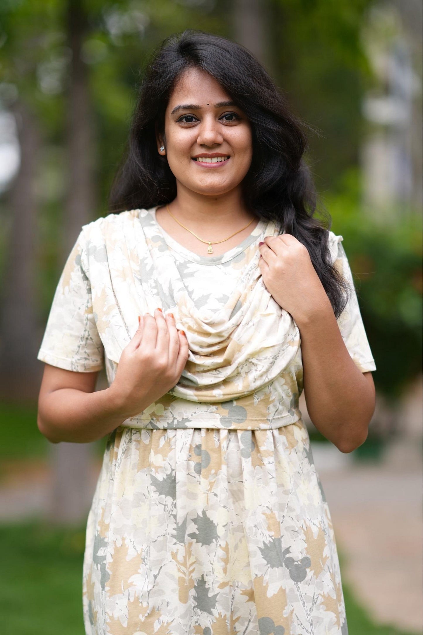 Soft Petal  (Zipless Maternity Shawl)