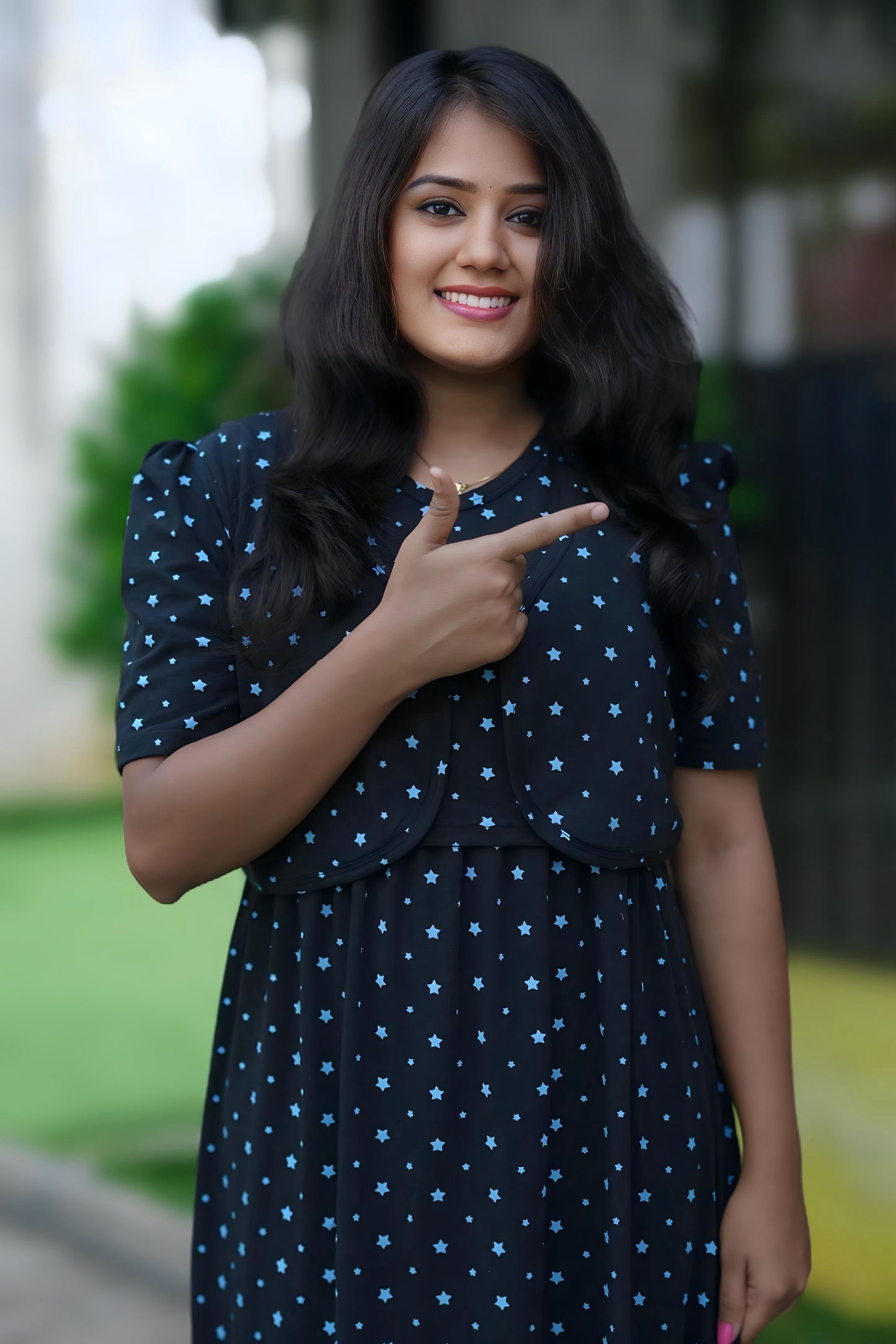 MATERNITY REMOVABLE COAT (Premium Black with Bluora Star)