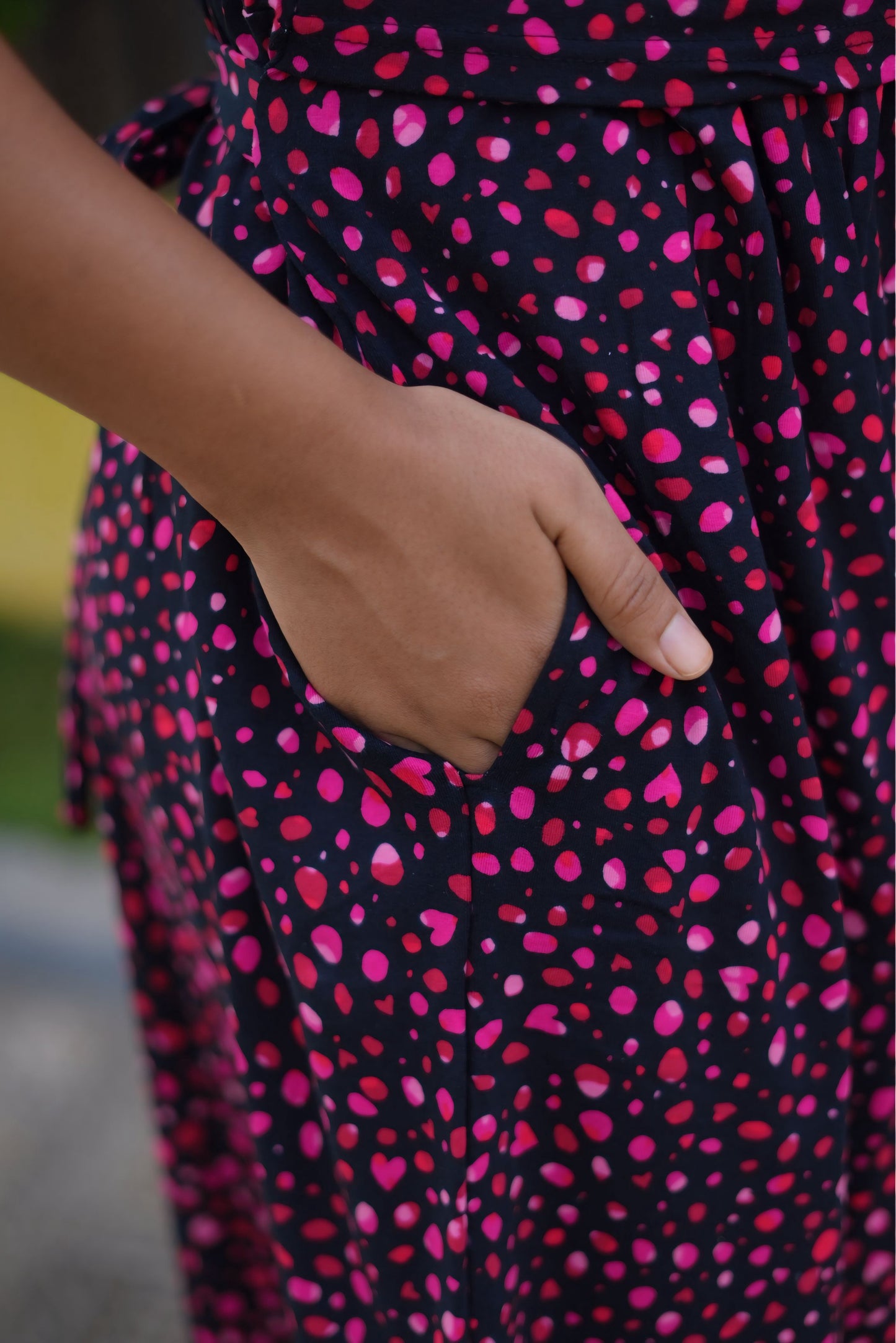 VivaDots (Zipless Maternity Shawl)