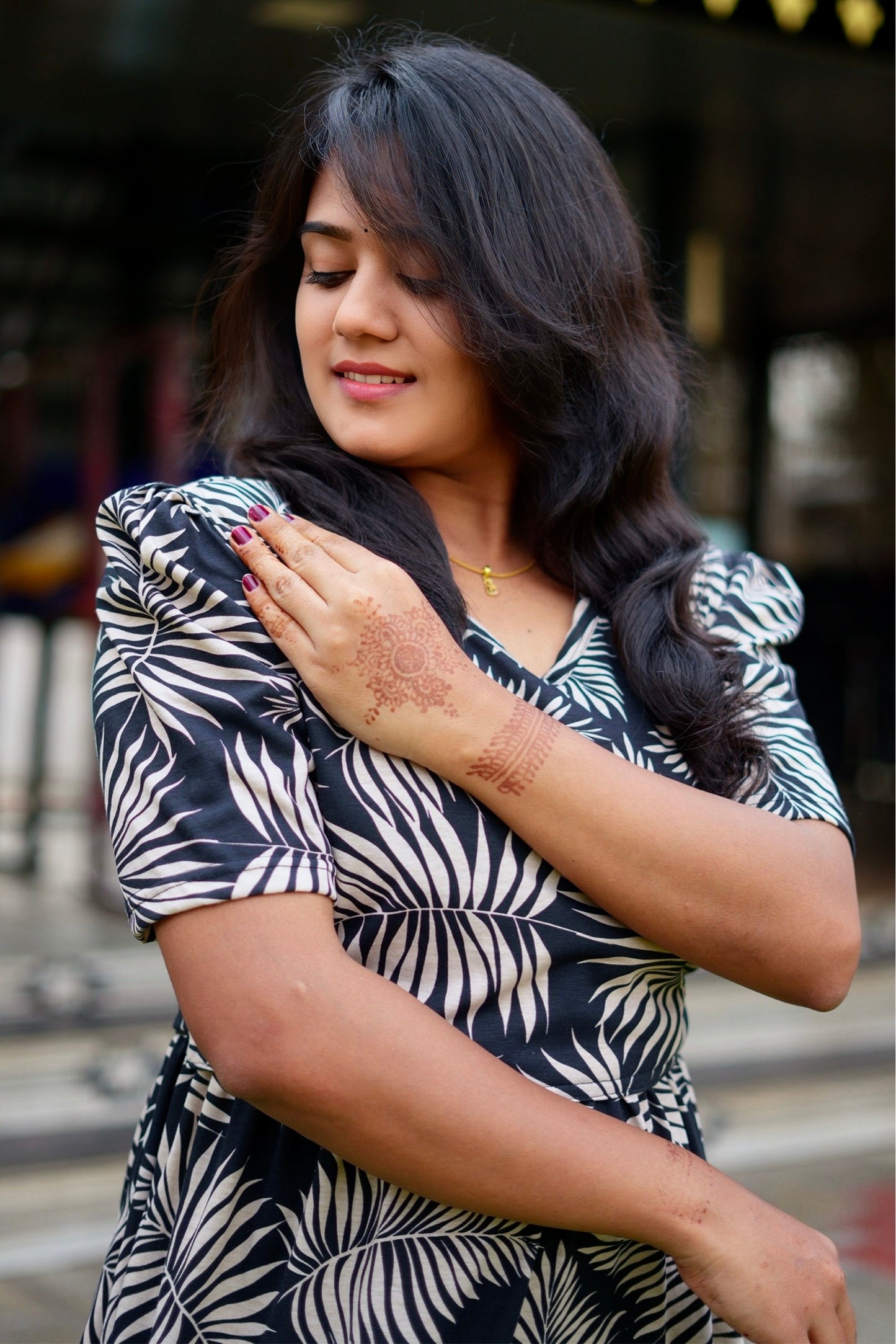 Palm (Feeding Cover)