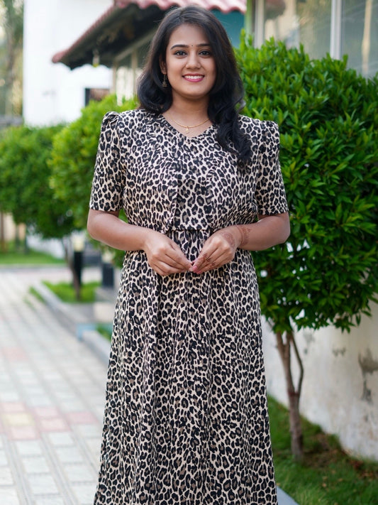 MATERNITY ATTACHED COAT (Wild Elegance)