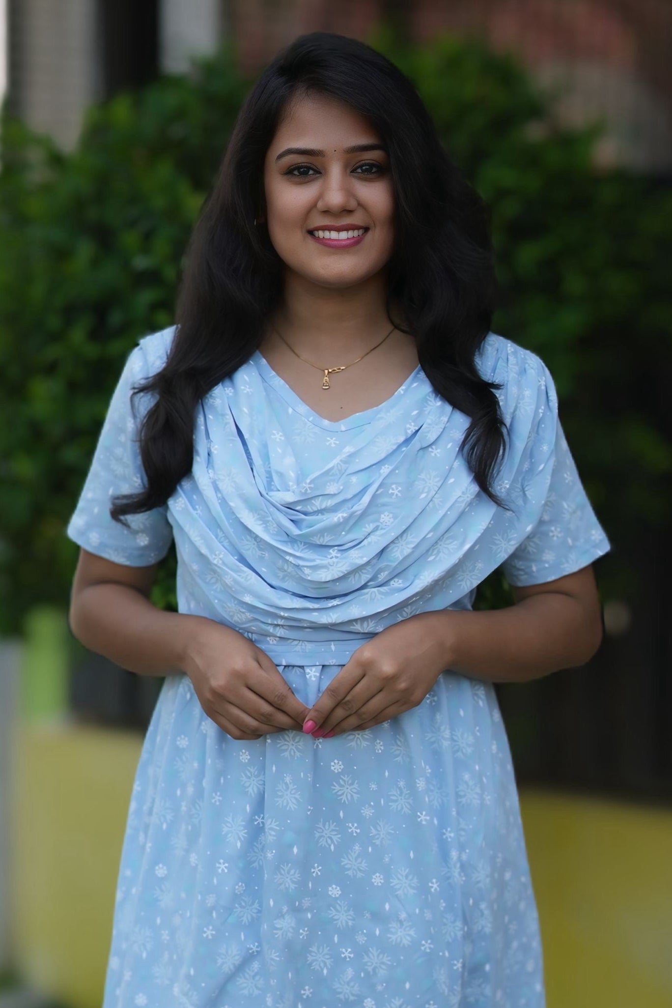 Glaciera (Zipless Maternity Shawl)