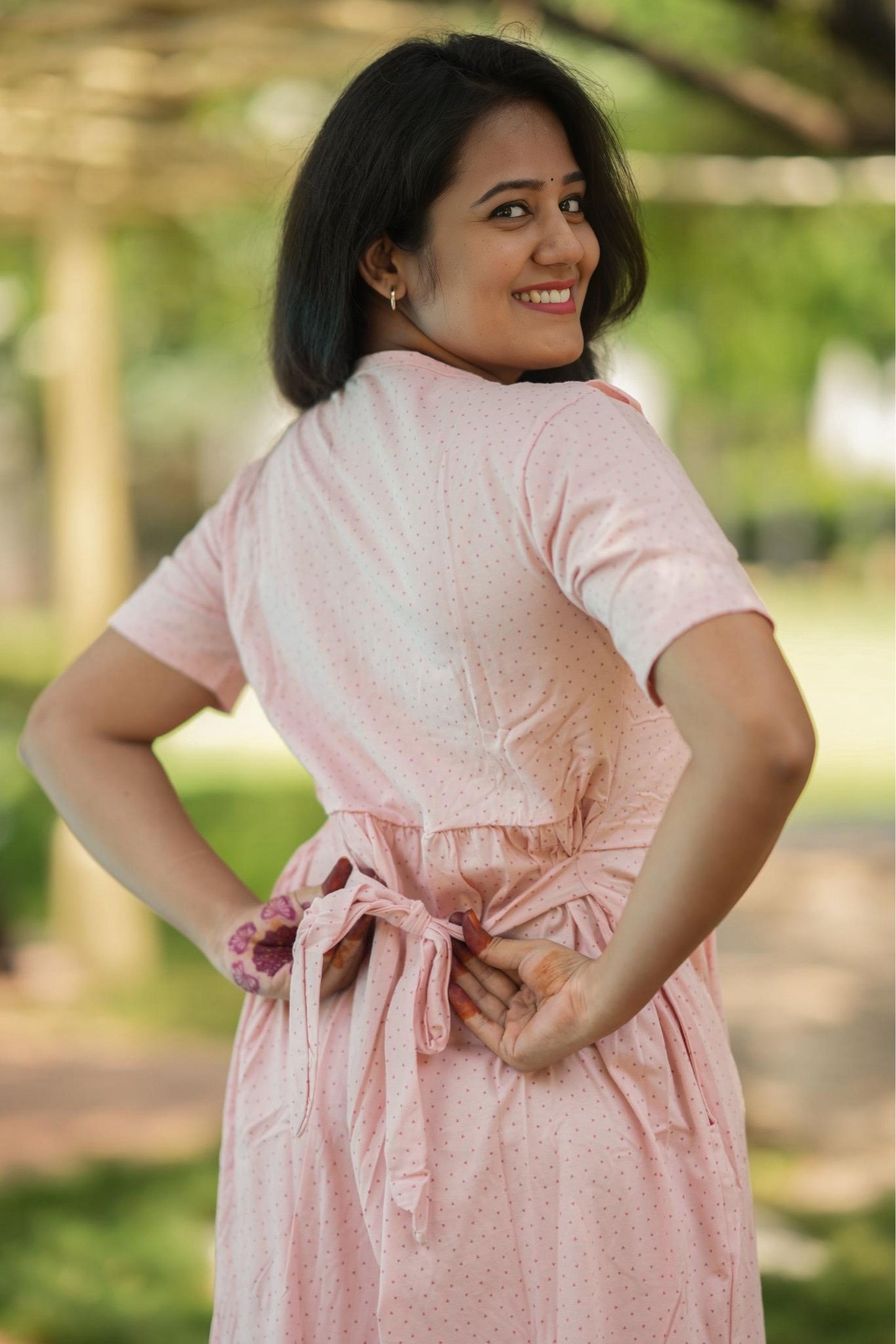 Peachora (Zipless Maternity Shawl)
