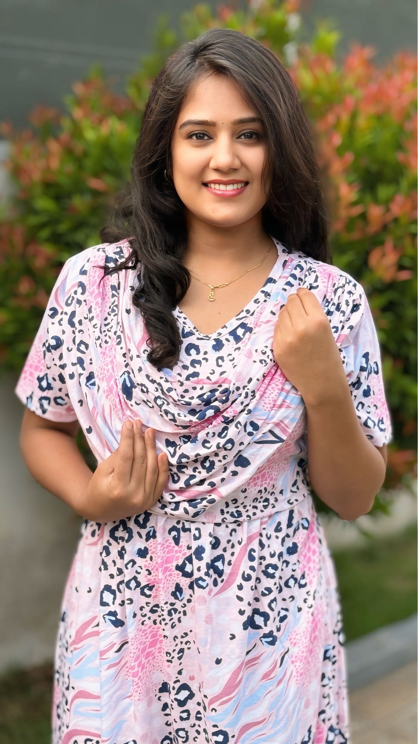 Pinkora (Zipless Maternity Shawl)