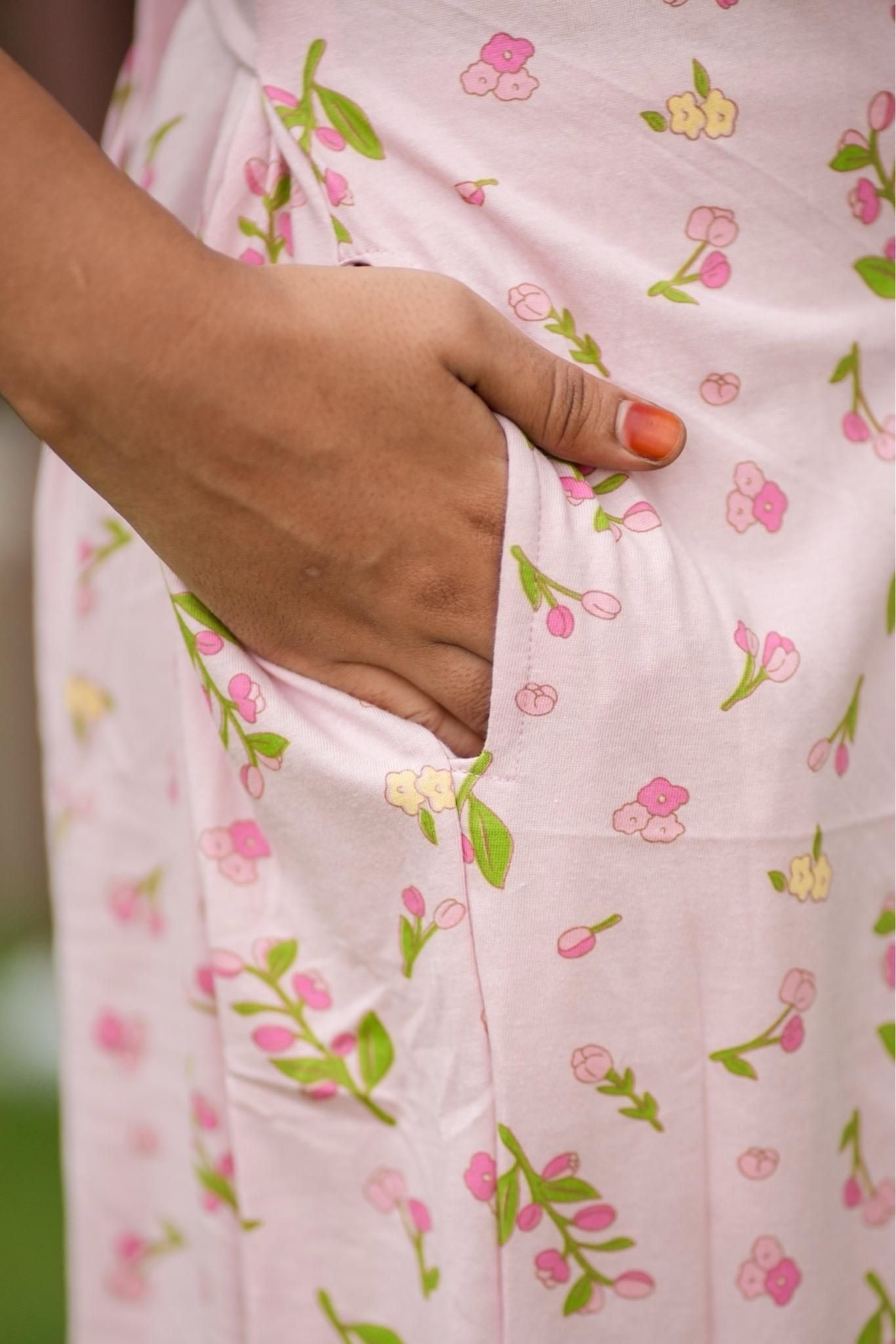 Pretty in Petals (Zipless Maternity Shawl)
