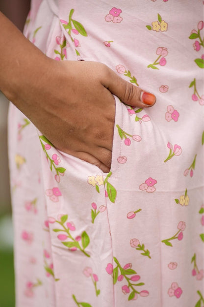 Pretty in Petals (Zipless Maternity Shawl)