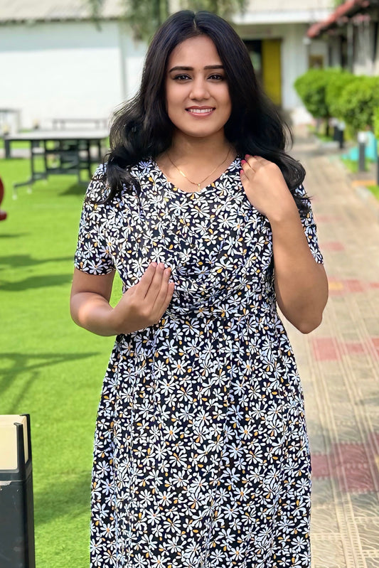 Blue Beauty Blooms (Zipless Maternity Shawl)