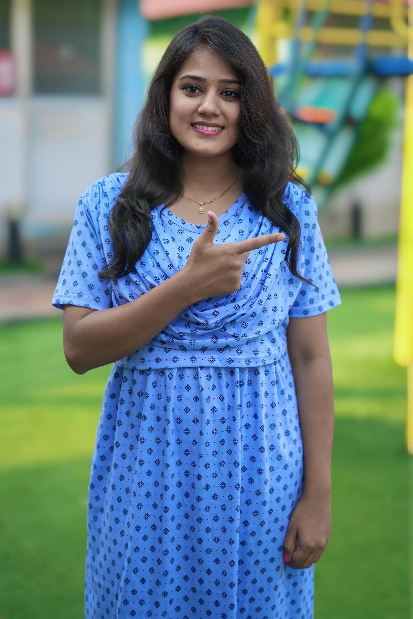 Latticea (Zipless Maternity Shawl)