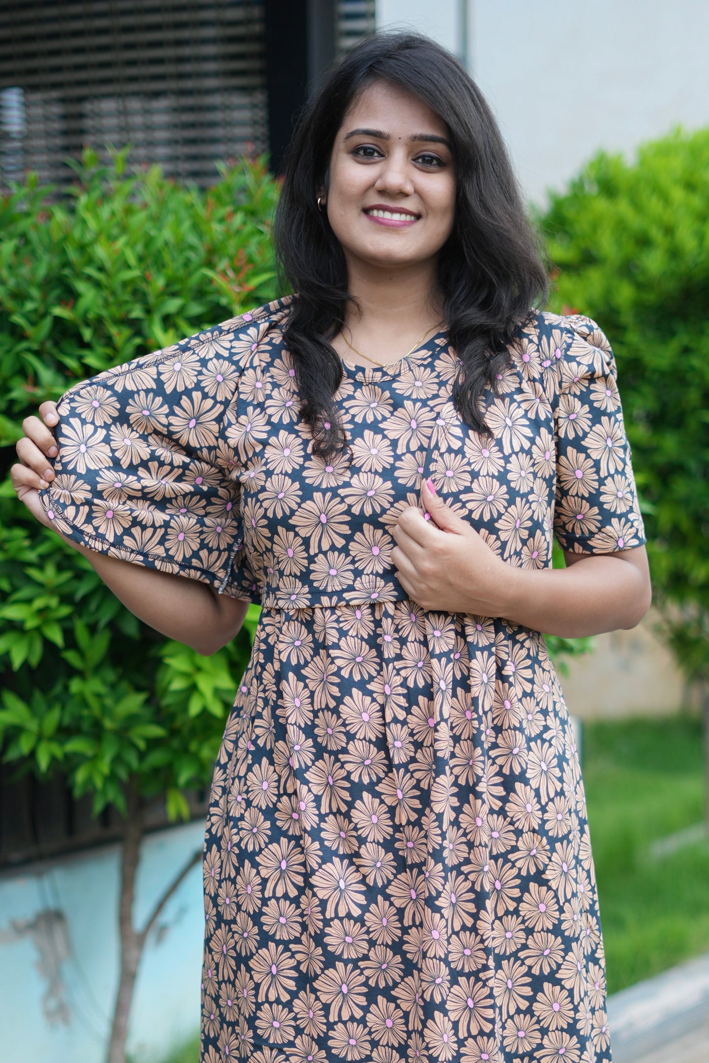 MATERNITY REMOVABLE COAT ( FLORAL AURA )