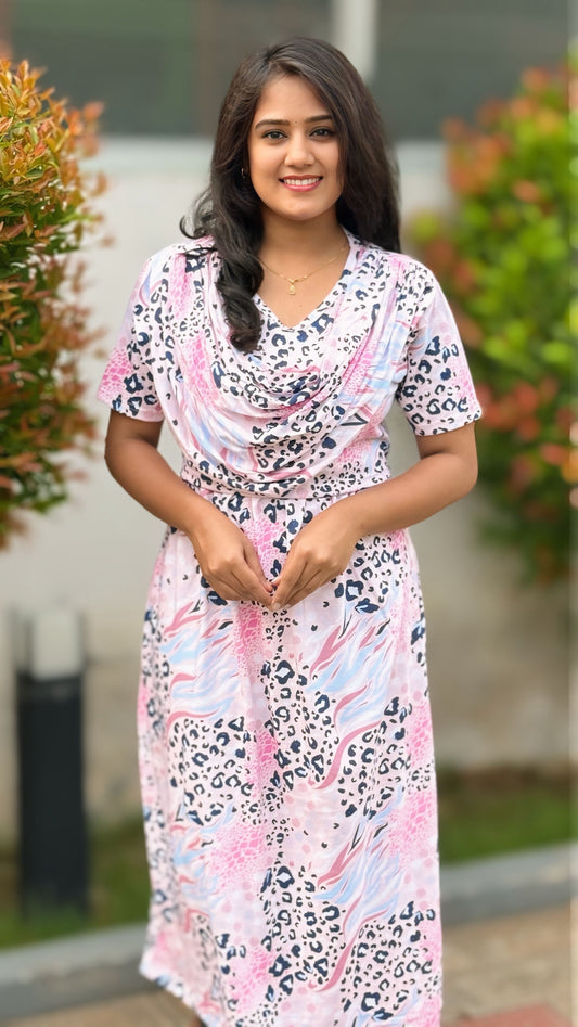 Pinkora (Zipless Maternity Shawl)