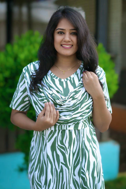 Zevira (Zipless Maternity Shawl)